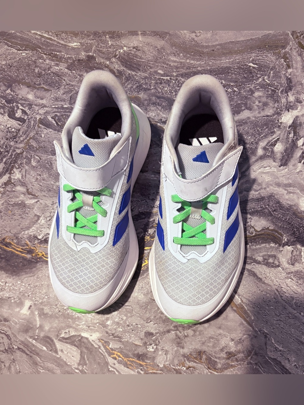 Boys Adidas Gray, Blue & Green Sneakers Size 2.5